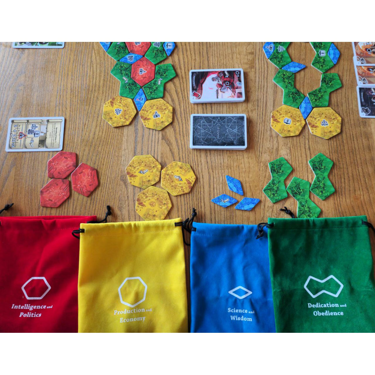 Munahhemana- The Chosen one- Board Game